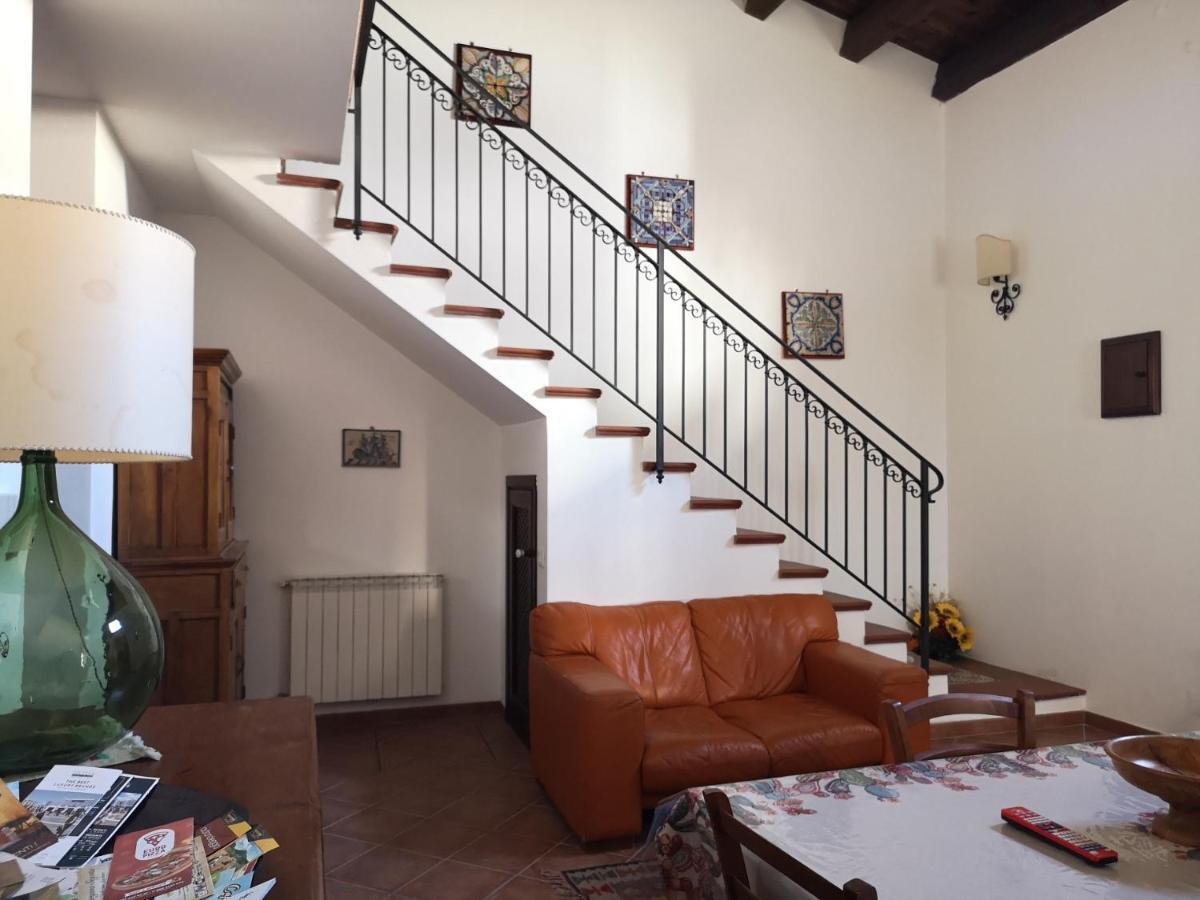 La Casa Nella Roccia Villa Теразини Екстериор снимка