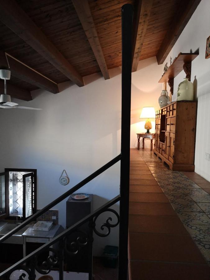 La Casa Nella Roccia Villa Теразини Екстериор снимка