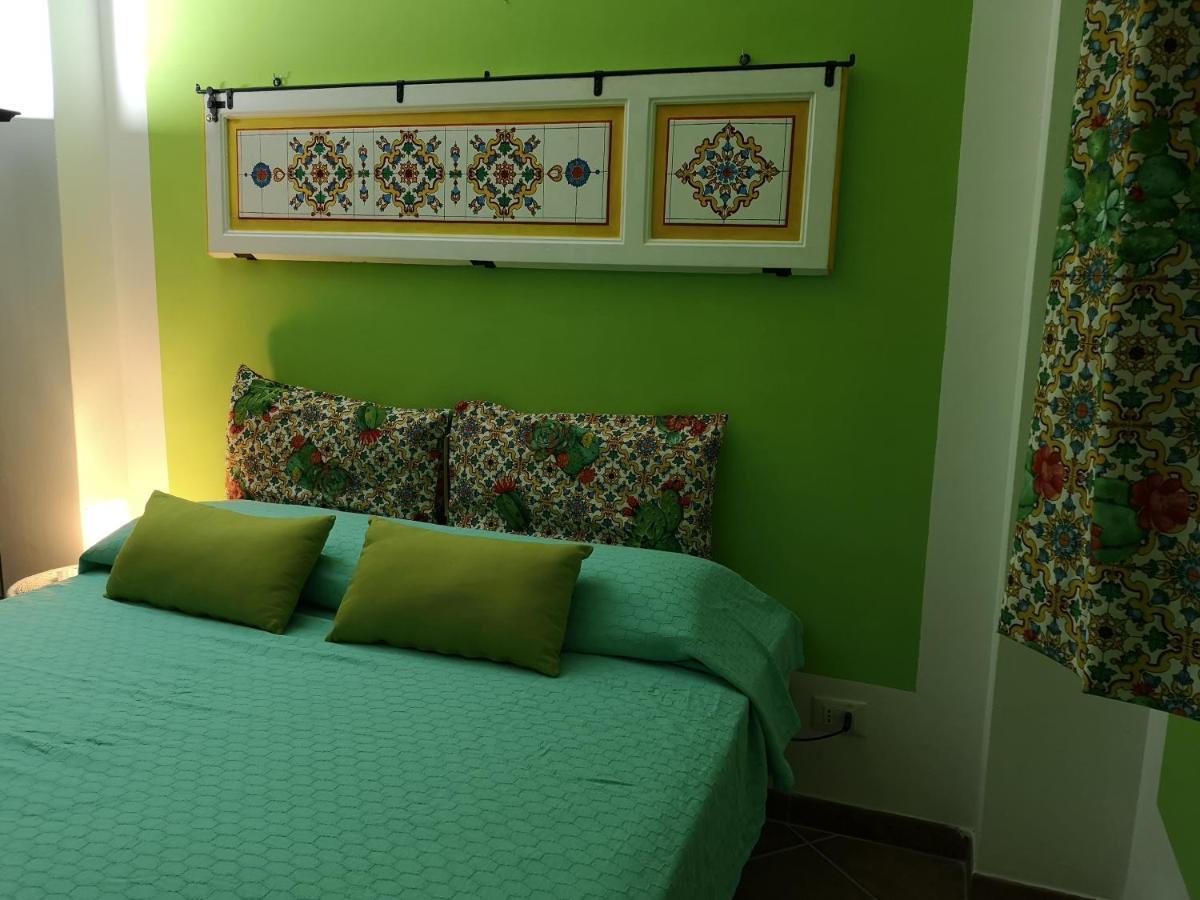 La Casa Nella Roccia Villa Теразини Екстериор снимка